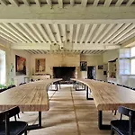 Villa Court Au Château Le But